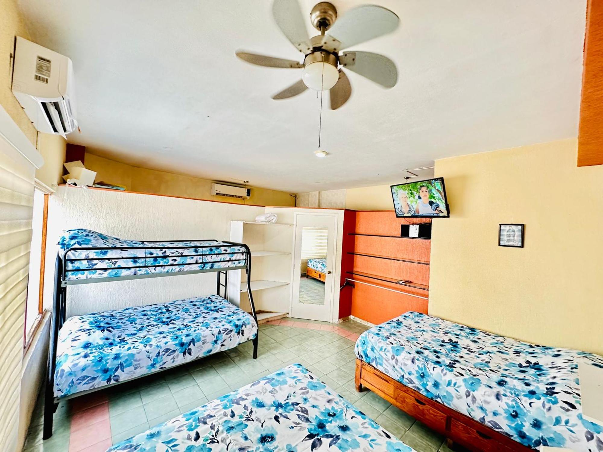 Playa Suites Mazatlán Oda fotoğraf
