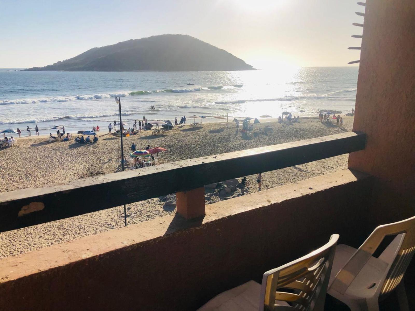 Playa Suites Mazatlán Oda fotoğraf