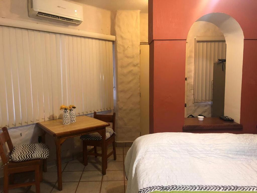 Playa Suites Mazatlán Oda fotoğraf